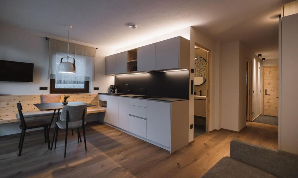 Ahrn Natur Apartment Lutago Bagian luar foto